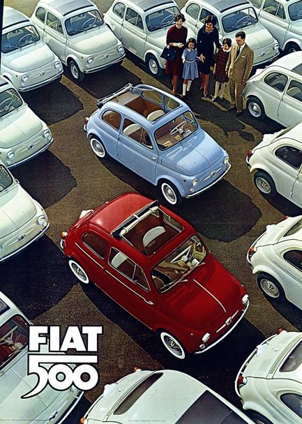  il 1957 la Fiat lancia la nuova 500 che inizialmente fatica ad avere successo per il prezzo elevato: 490 mila lire dell’epoca. Ma poi decolla. Dietro al progetto c’ sempre Dante Giacosa